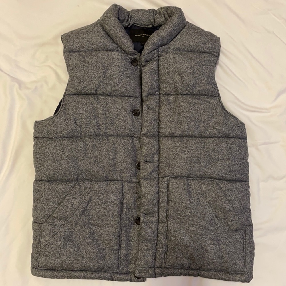 Banana Republic Puffer Vest Size L